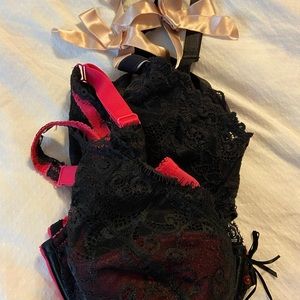 Lot of 2: Women’s Cacique brand Pink and Black Lace Bras 38C NWOT